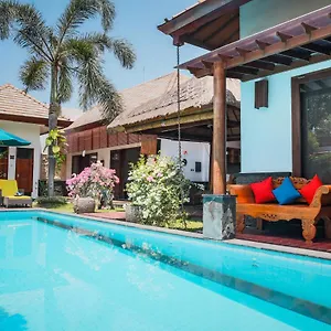 villa-ayu-seminyak-bali.ubudhotelsnow.com/