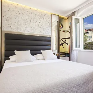argentum-luxury-apartment.splithotels.org/