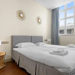 fantastic-2-bedroom-apartment-in-timeout-market.hotels-lisbon-portugal.com/