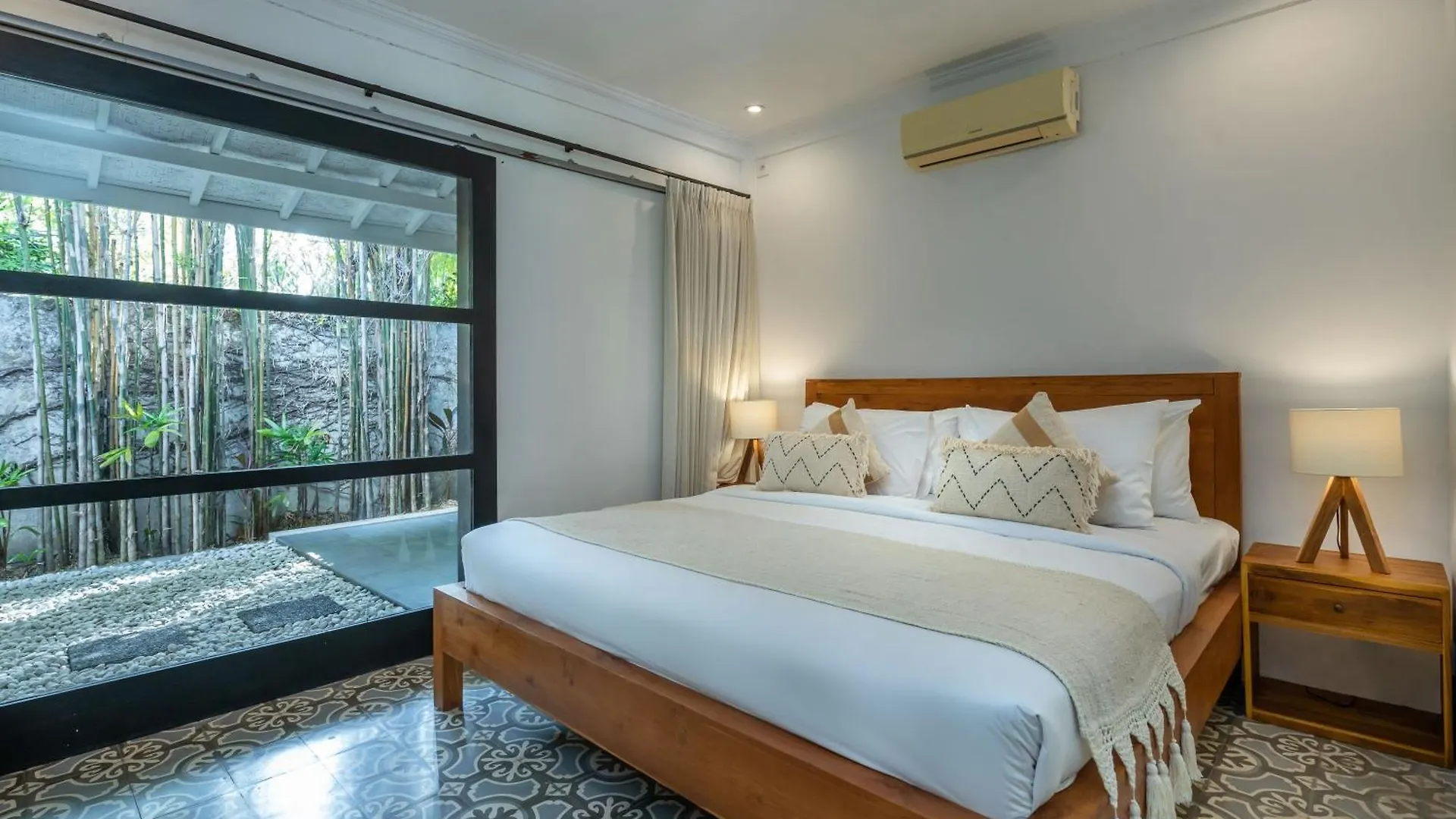 Aryana Estate Villa Seminyak