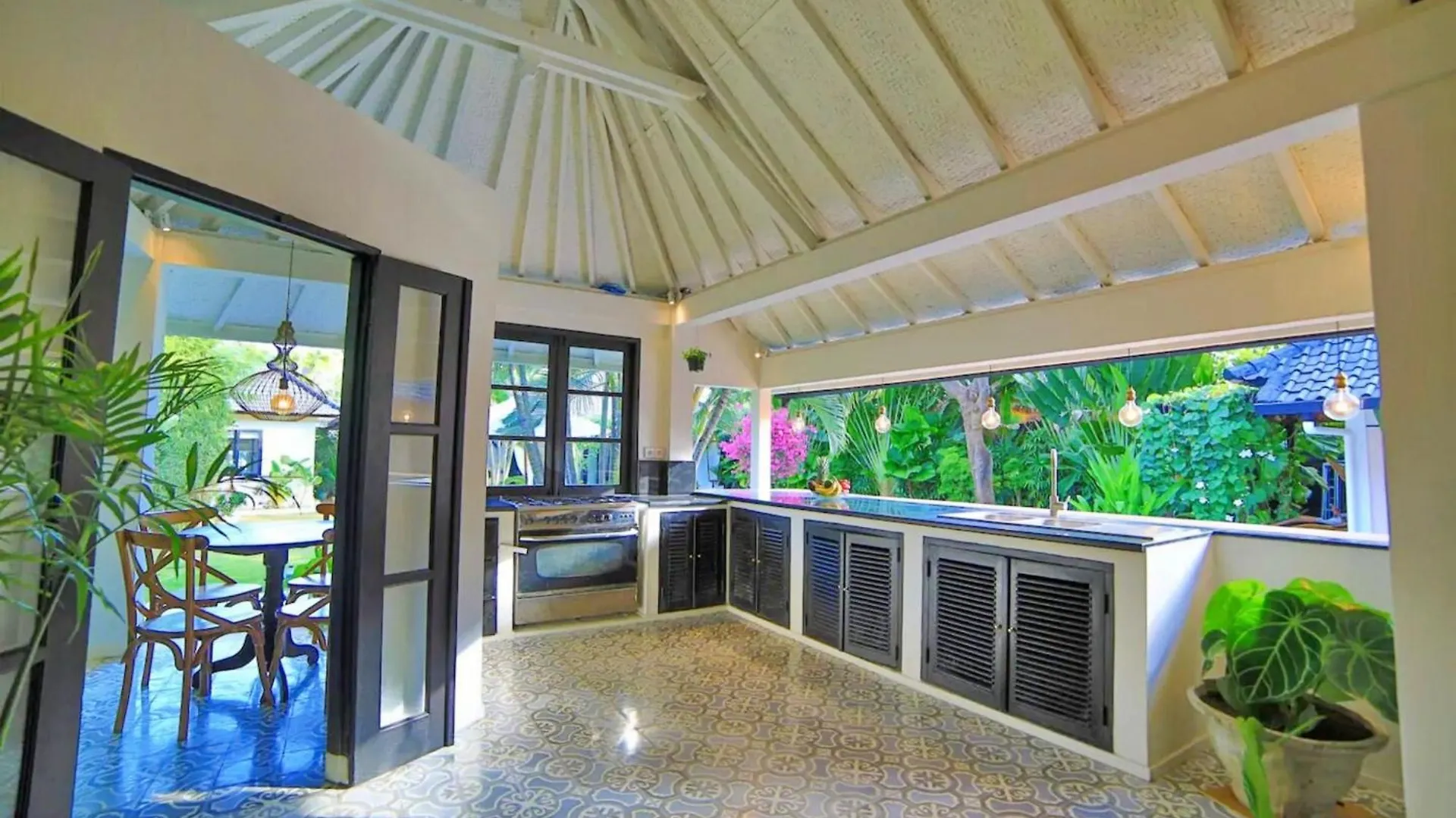 Aryana Estate Villa Seminyak