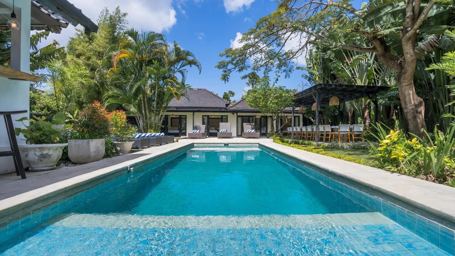 Aryana Estate contacts