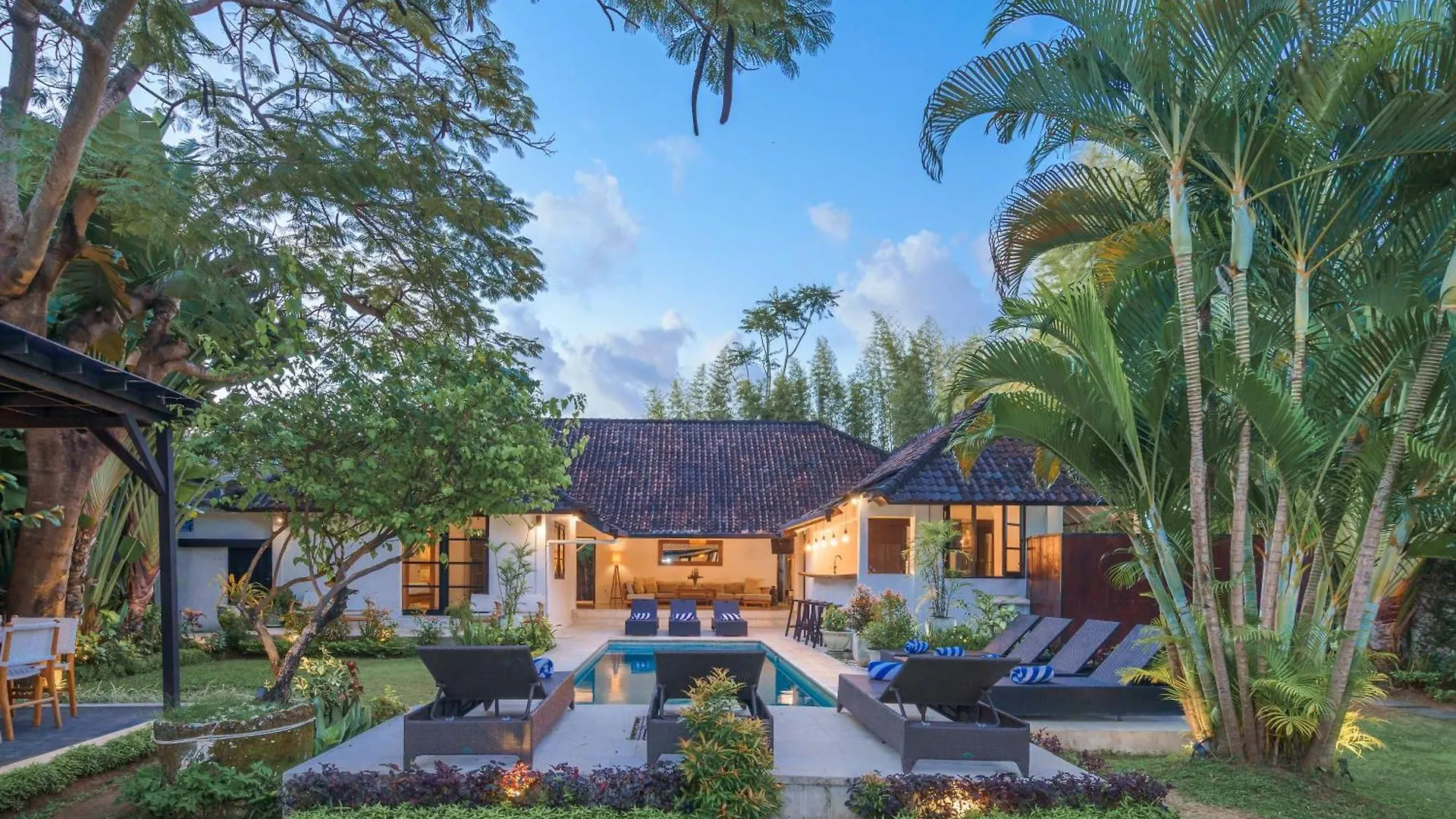 Aryana Estate Villa Seminyak  Indonesia